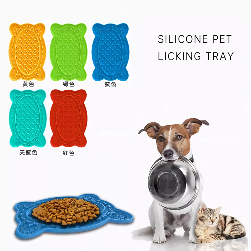 Silicone Dog Licking Tray Pet Bathroom Slow Food Mat FDA Silicone Dripping Licking Pad Pet Suction Tray Slow Feeder Lick Pat with Non-Slip Design